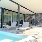 Ferienhaus Sorte Gestacas By House And People *