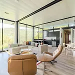 Sorte Gestacas By House And People * Louredo (Braga)