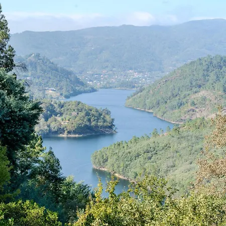 Сasa de vacaciones Sorte Gestacas By House And People *