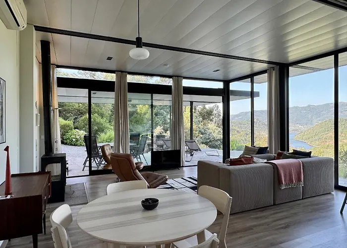 Sorte Gestacas By House And People Feriehus *