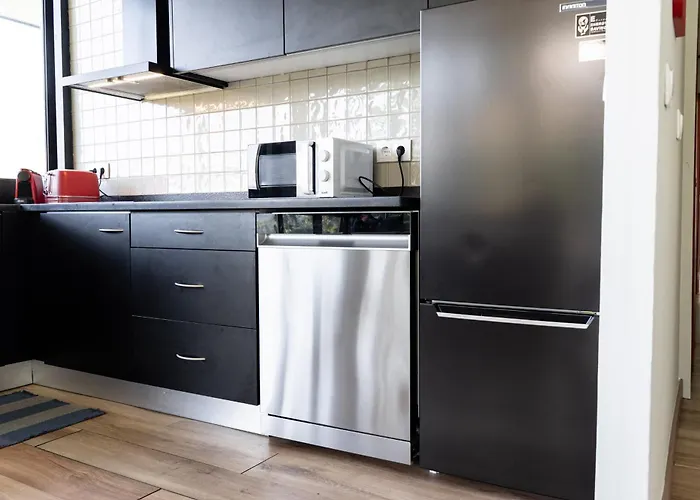 Dom wakacyjny Sorte Gestacas By House And People *