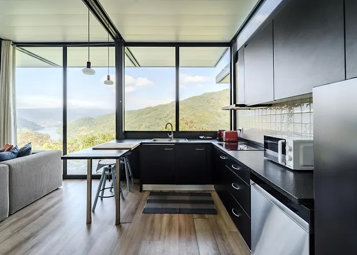 Feriehus Sorte Gestacas By House And People