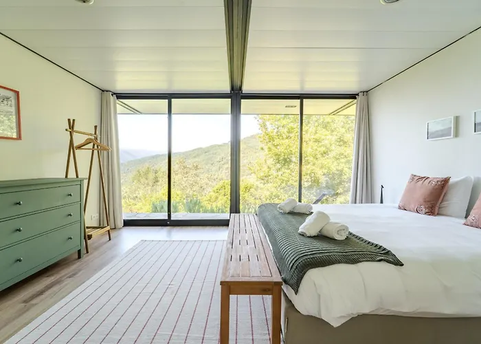 Sorte Gestacas By House And People * Louredo (Braga)